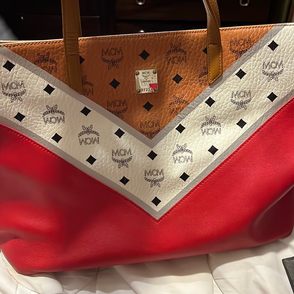MCM large purse